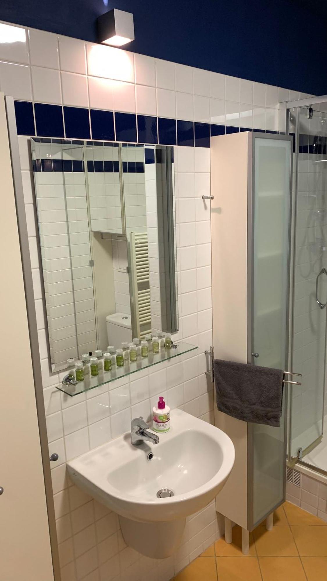 Apartment Ceskomoravska - O2 Arena Praha Bagian luar foto