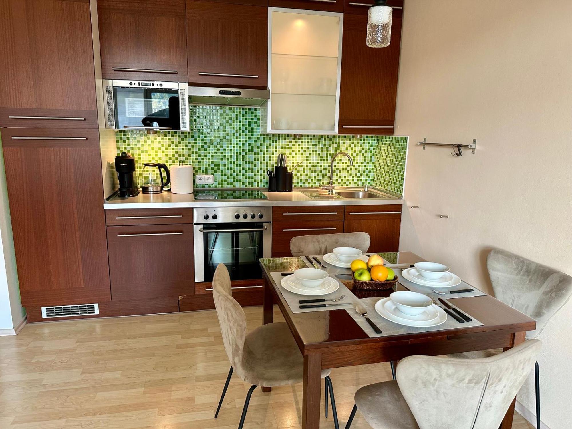 Apartment Ceskomoravska - O2 Arena Praha Bagian luar foto